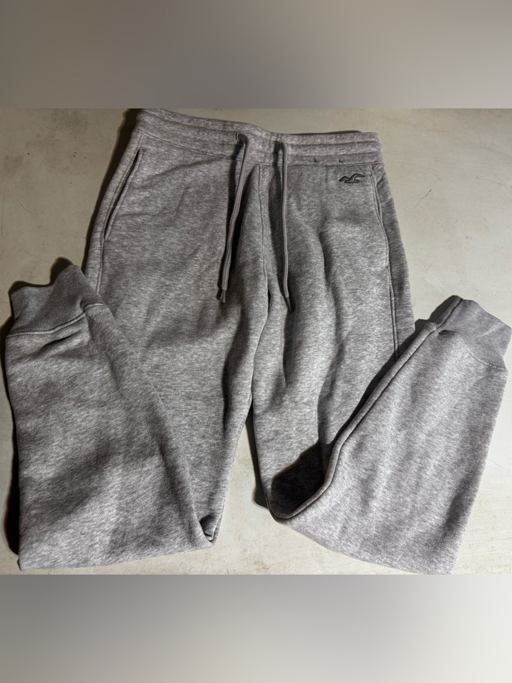 Hollister Men's Heather Gray Jogger Sweatpants